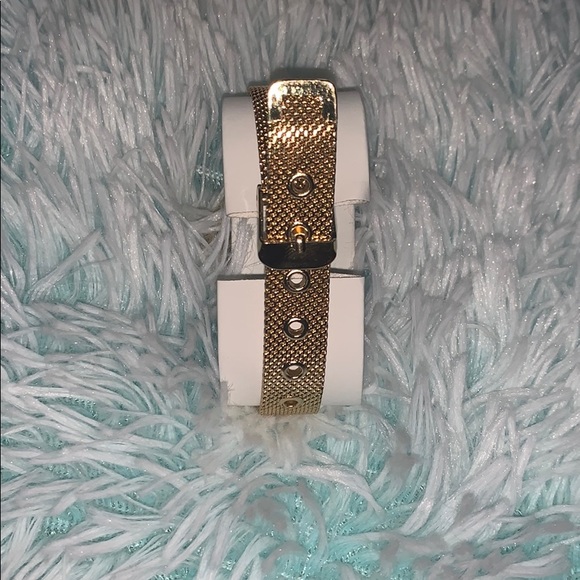 Watch - Picture 3 of 3